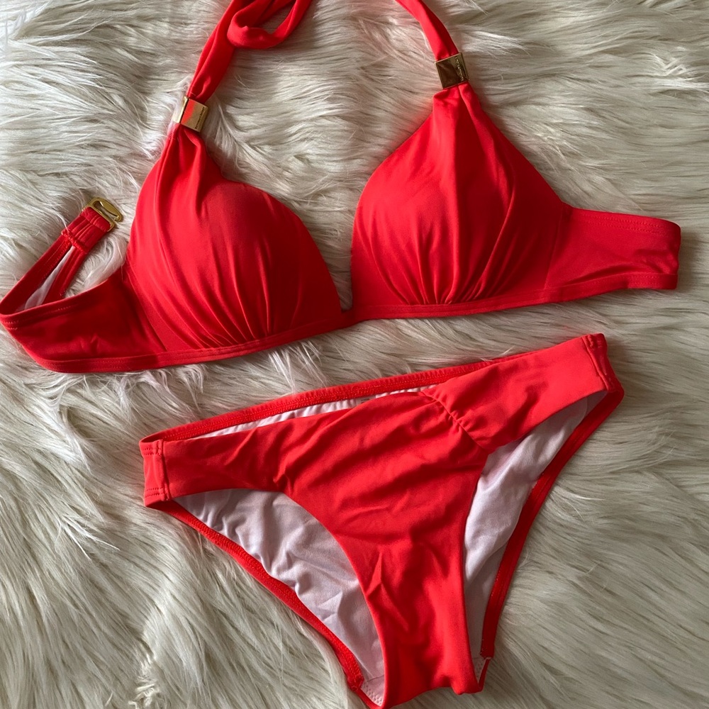 Victoria’s Secret bikini.